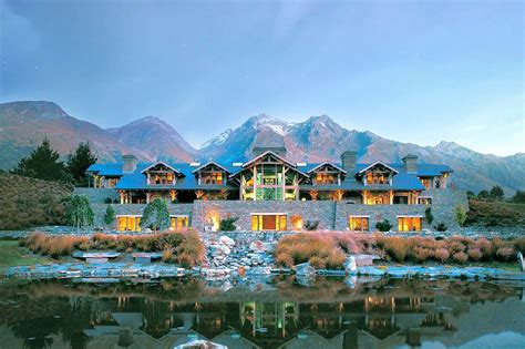 resorts near christchurch.